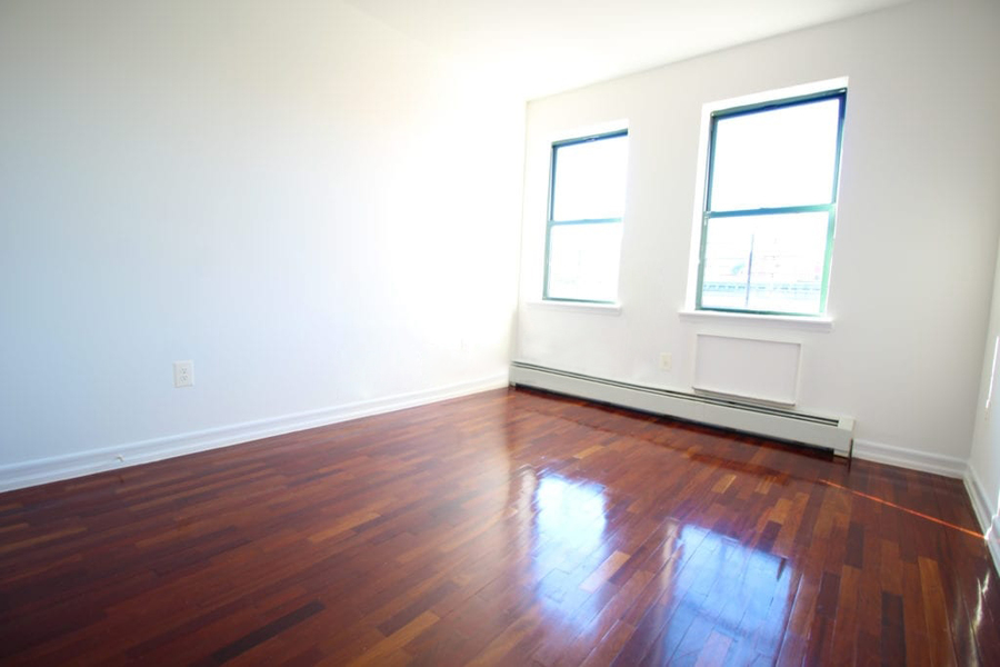  2216 Frederick Douglass Boulevard