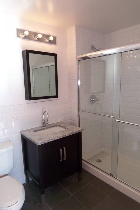 Susan's Court 454 Manhattan Avenue