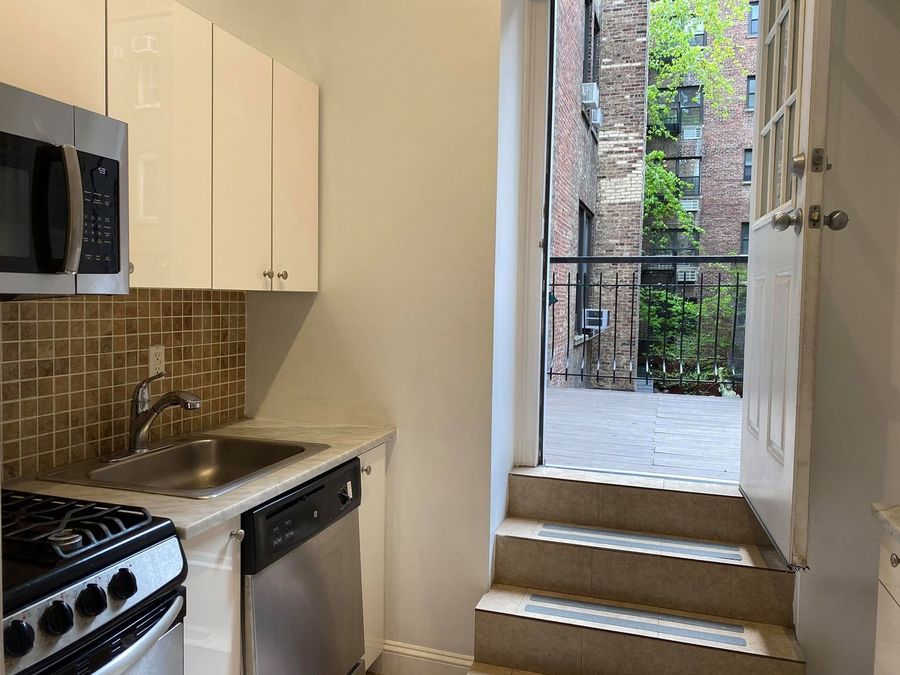  210 West 16th Street