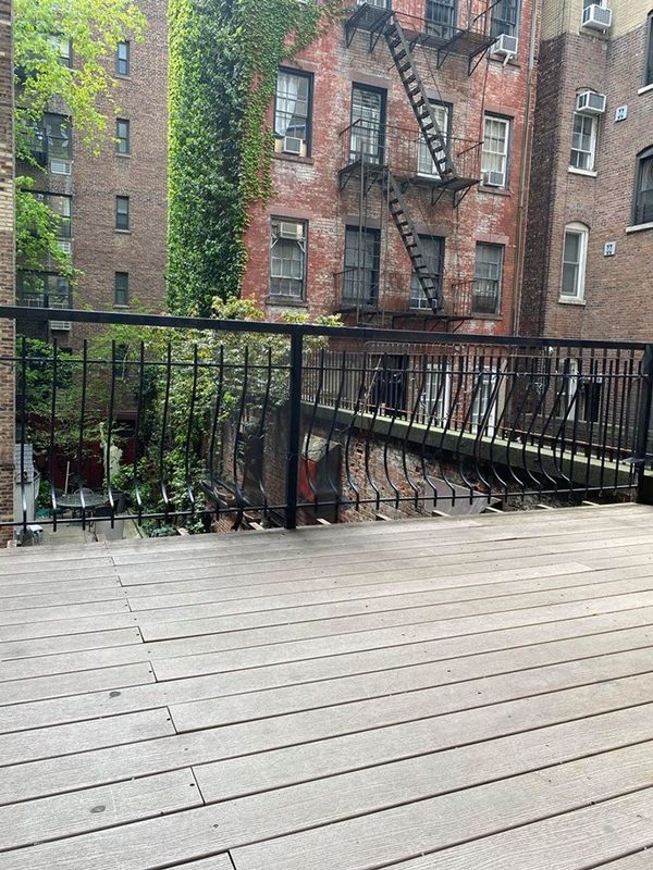  210 West 16th Street