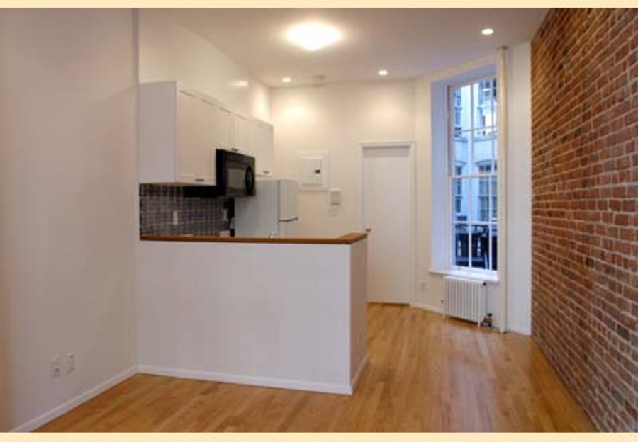  326 East 81st Street