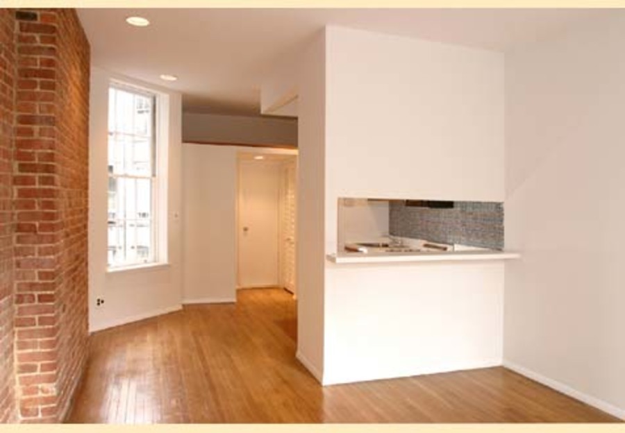  326 East 81st Street