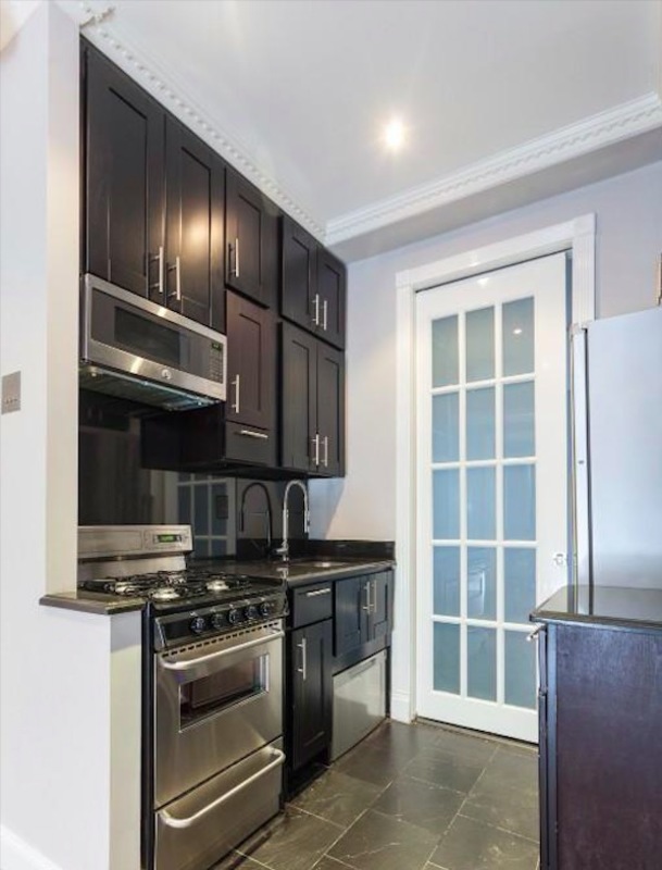  338 East 100th Street