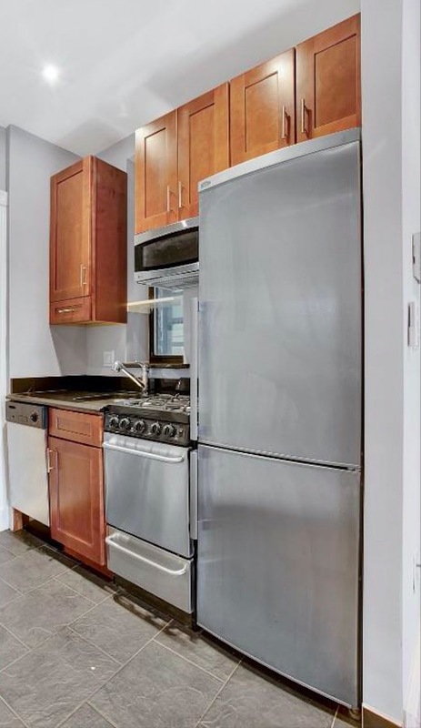  380 East 10th Street