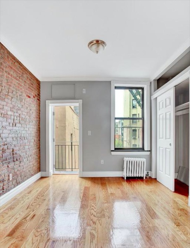  380 East 10th Street