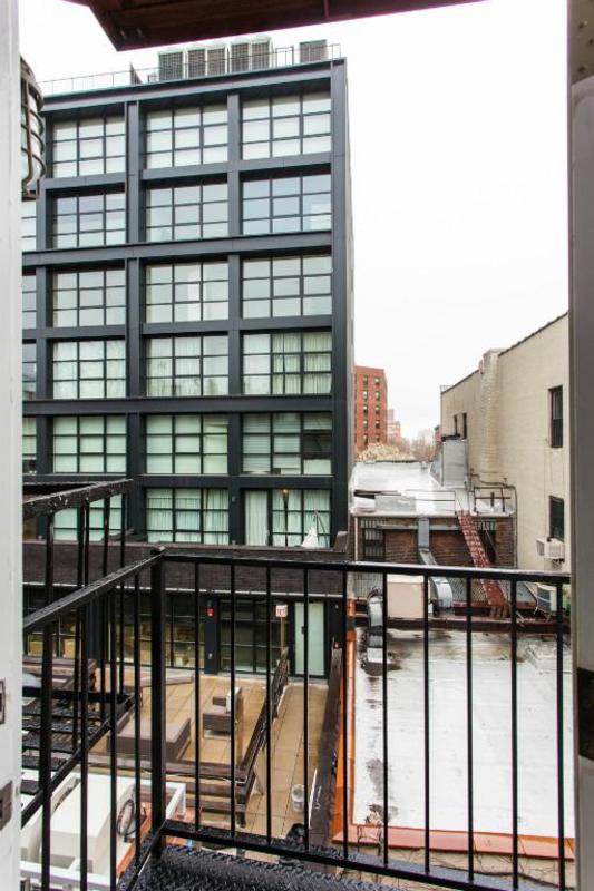  232 Elizabeth Street