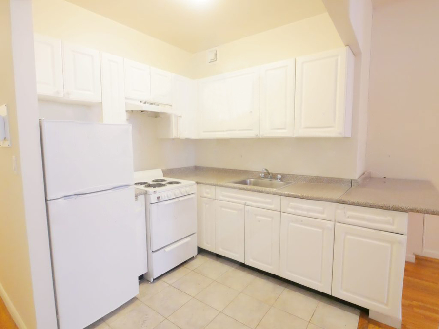  427 East 76th Street