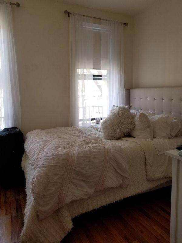  230 East 25th Street