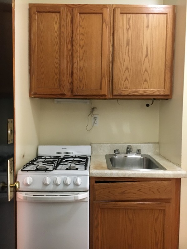  405 East 69th Street