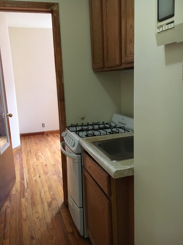  405 East 69th Street