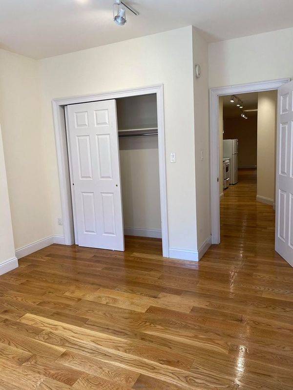  407 East 69th Street