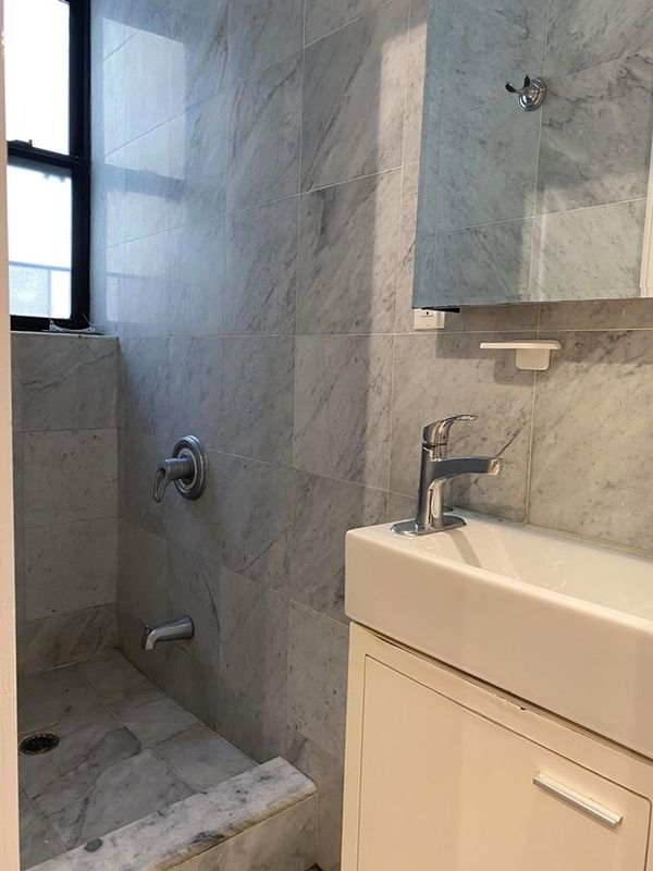  407 East 69th Street