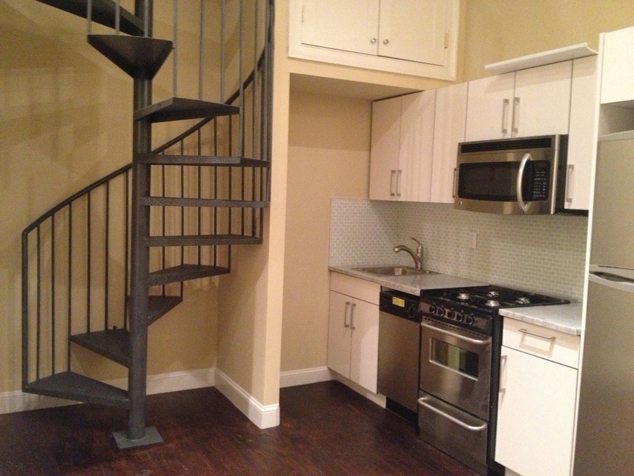  329 Lexington Avenue