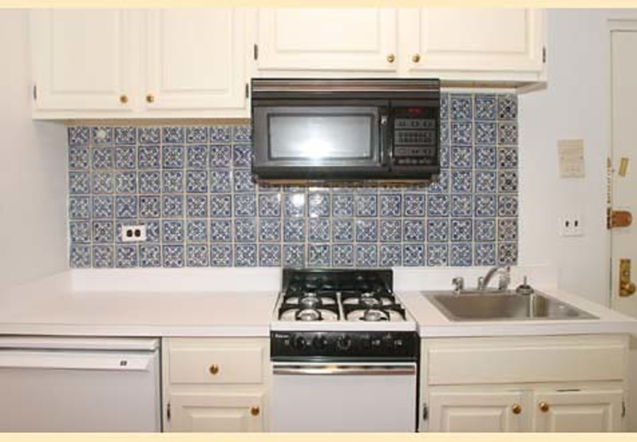  321 East 75th Street