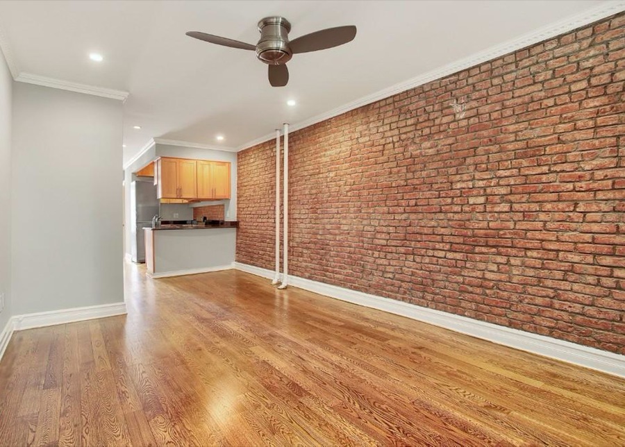  277 East 10th Street