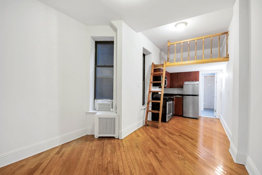  358 West 45th Street