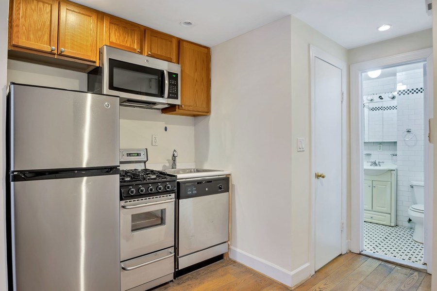  98 Christopher Street