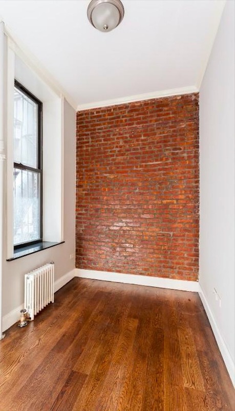  47 1/2 East 1st Street