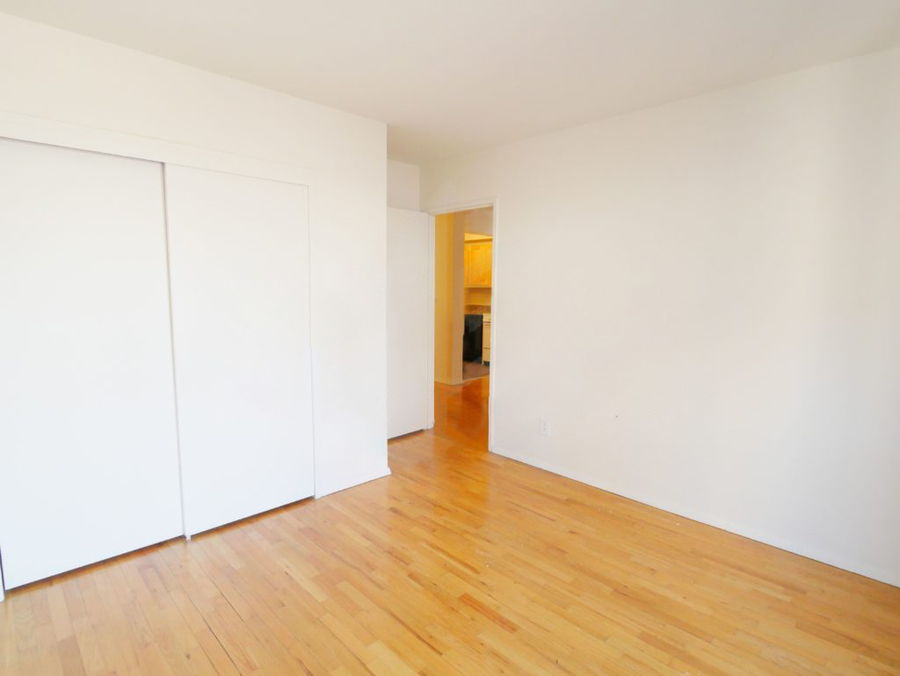  423 East 90th Street