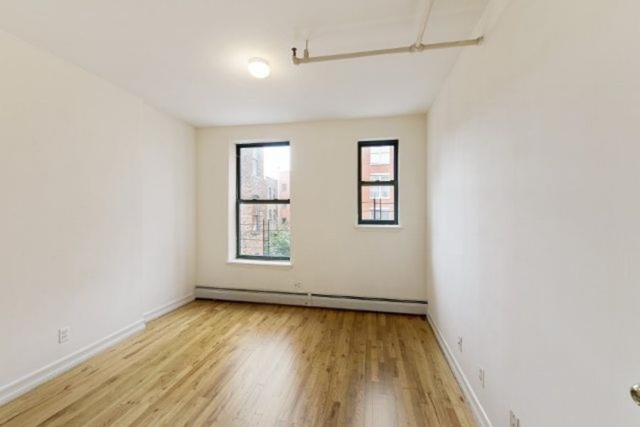  279 West 119th Street