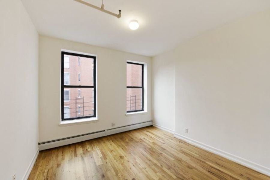  279 West 119th Street