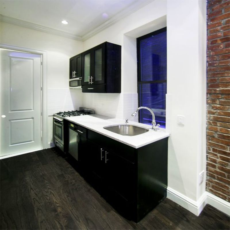  400 East 74th Street