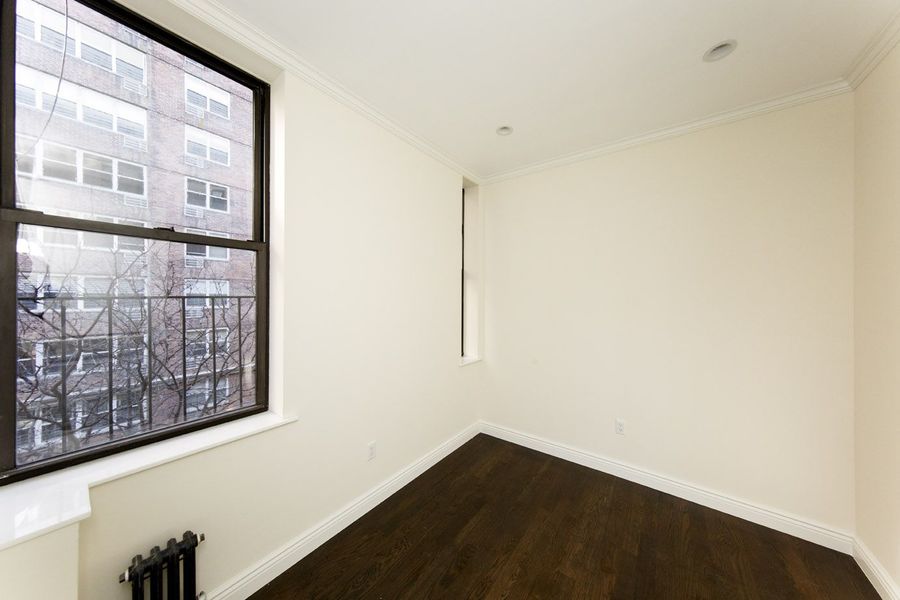  400 East 74th Street