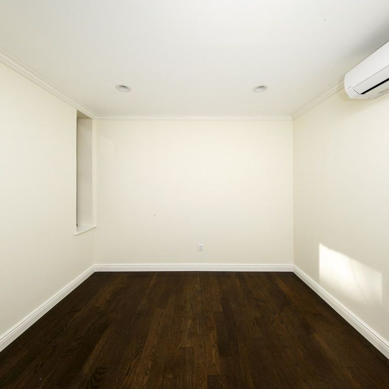  400 East 74th Street