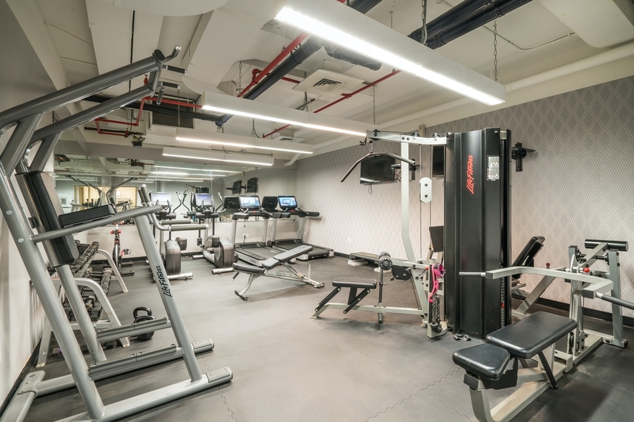 The Clinton 520 West 48th Street