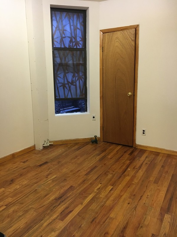  405 East 69th Street