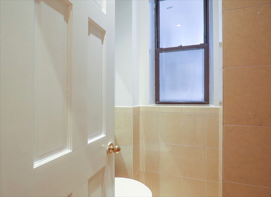  426 East 77th Street