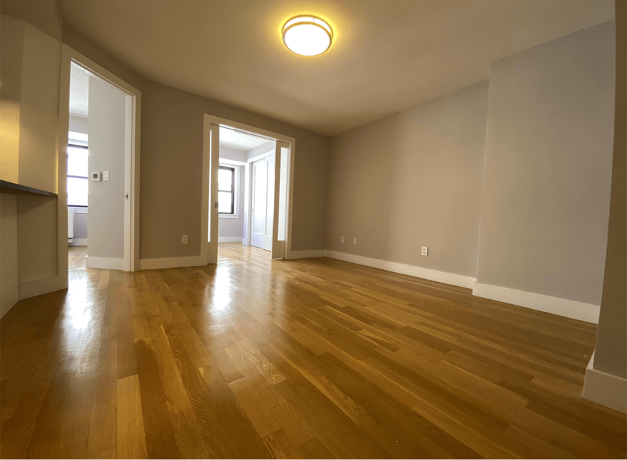 Embassy House 301 East 47th Street