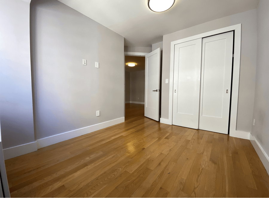 Embassy House 301 East 47th Street