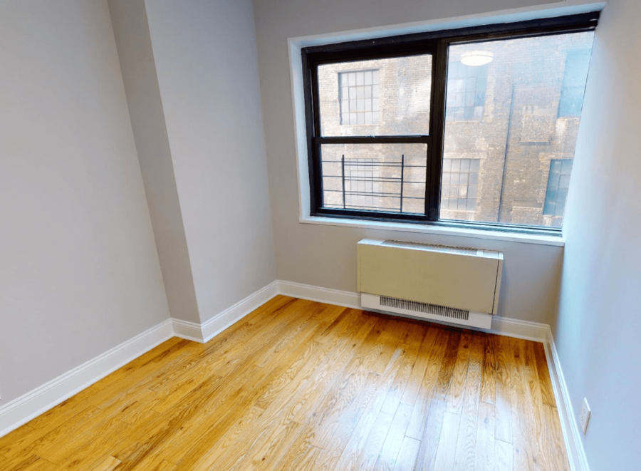 Embassy House 301 East 47th Street