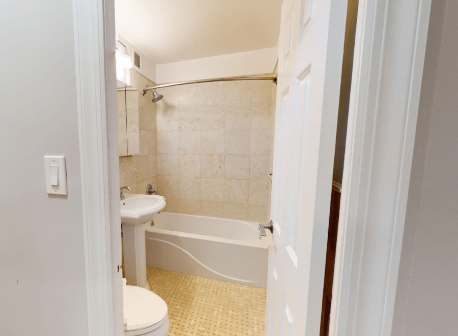 Embassy House 301 East 47th Street