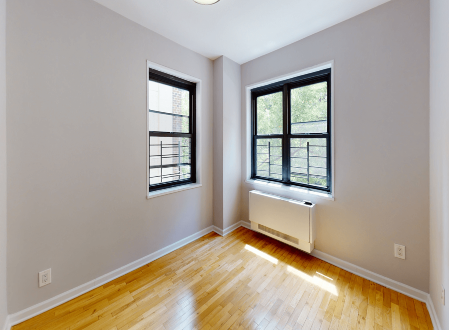 Embassy House 301 East 47th Street