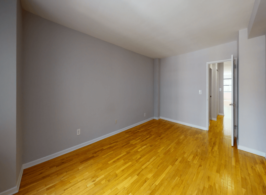 Embassy House 301 East 47th Street