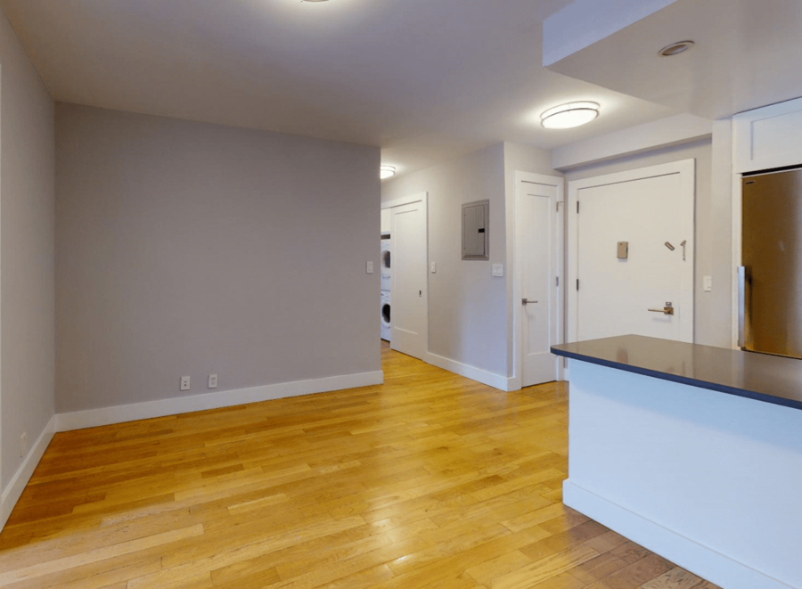 Embassy House 301 East 47th Street