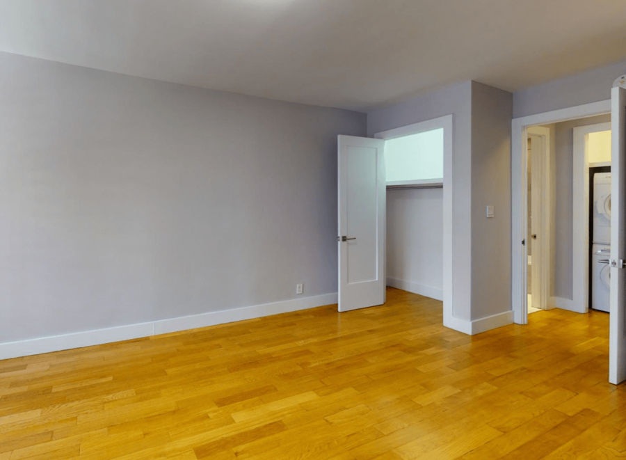 Embassy House 301 East 47th Street