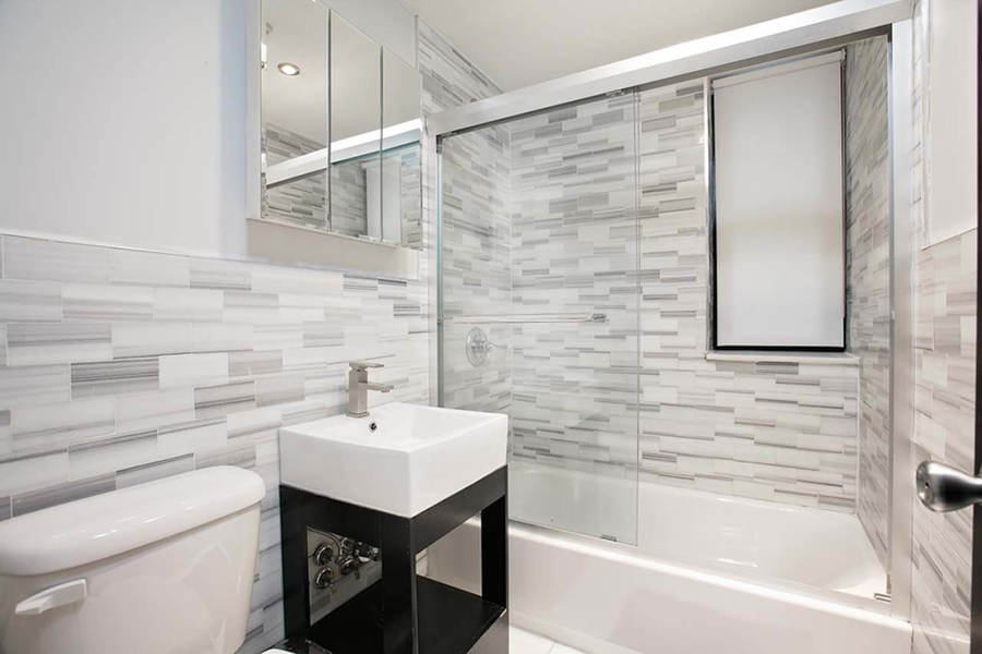  350 Manhattan Avenue