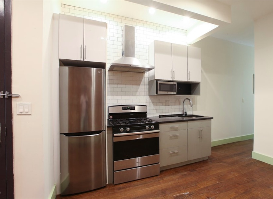  686 Jefferson Avenue