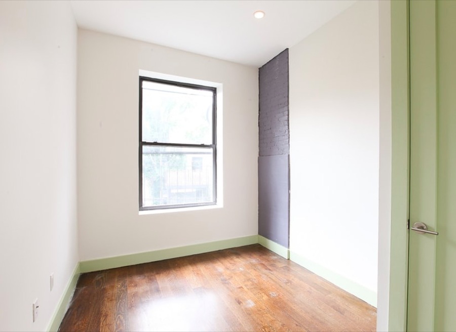  686 Jefferson Avenue