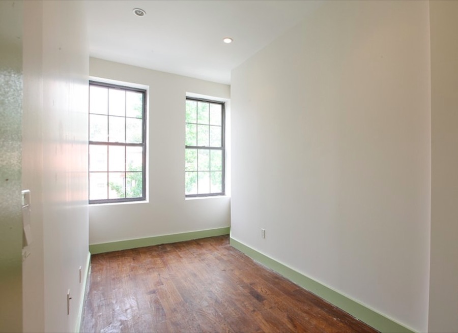  686 Jefferson Avenue