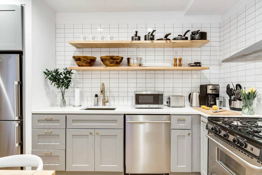 Common Kingston 1509 Pacific Street