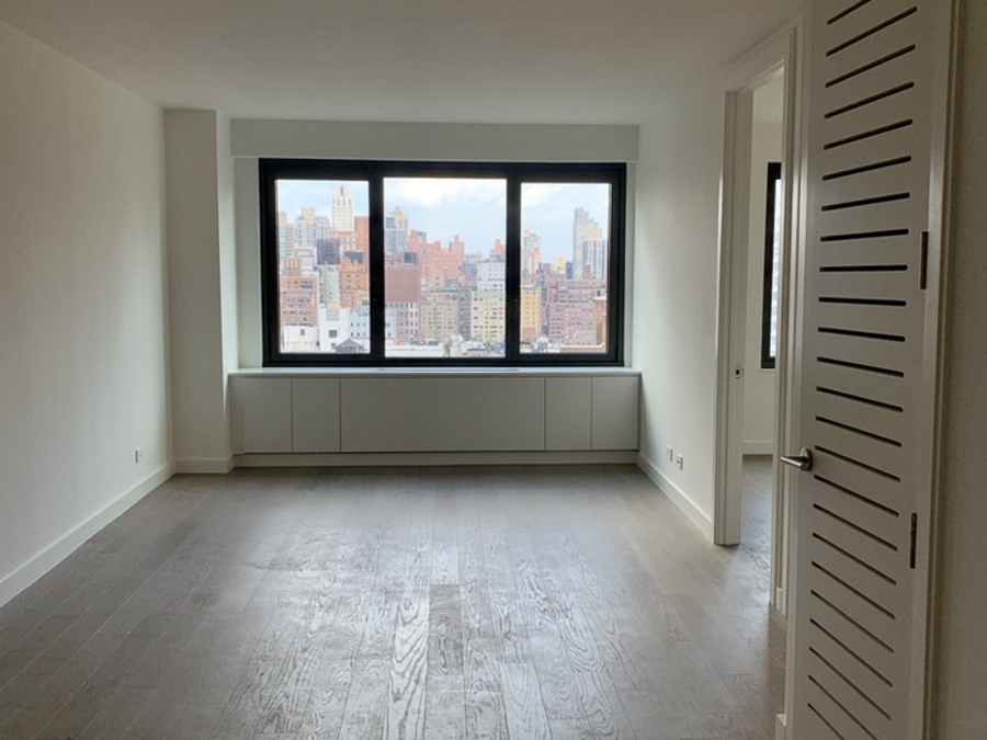  220 East 72nd Street