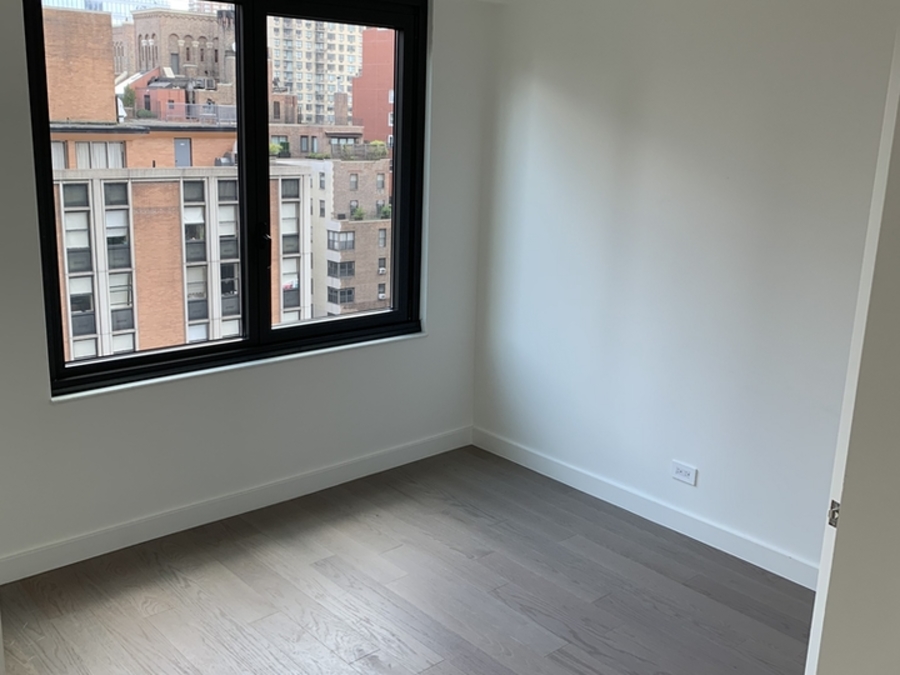  220 East 72nd Street