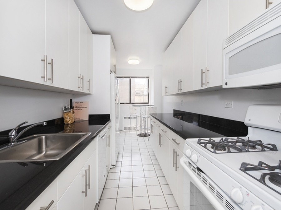  220 East 72nd Street