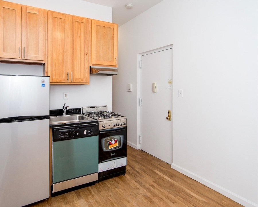  305 East 78th Street