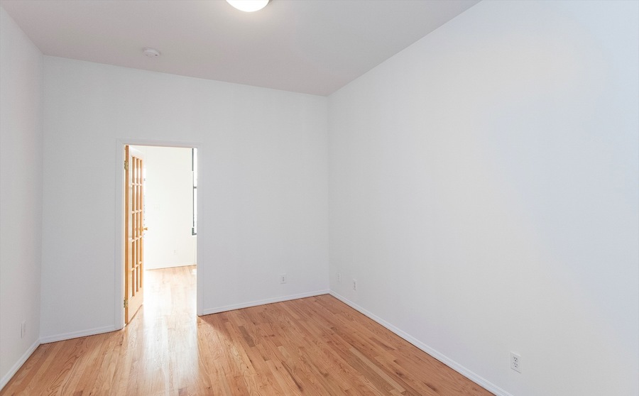  305 East 78th Street