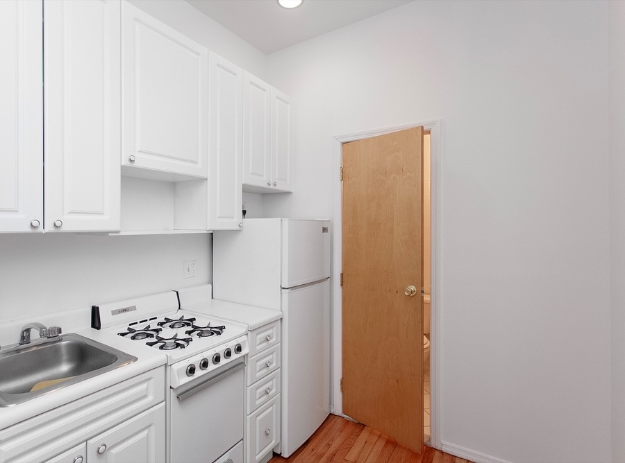  305 East 78th Street